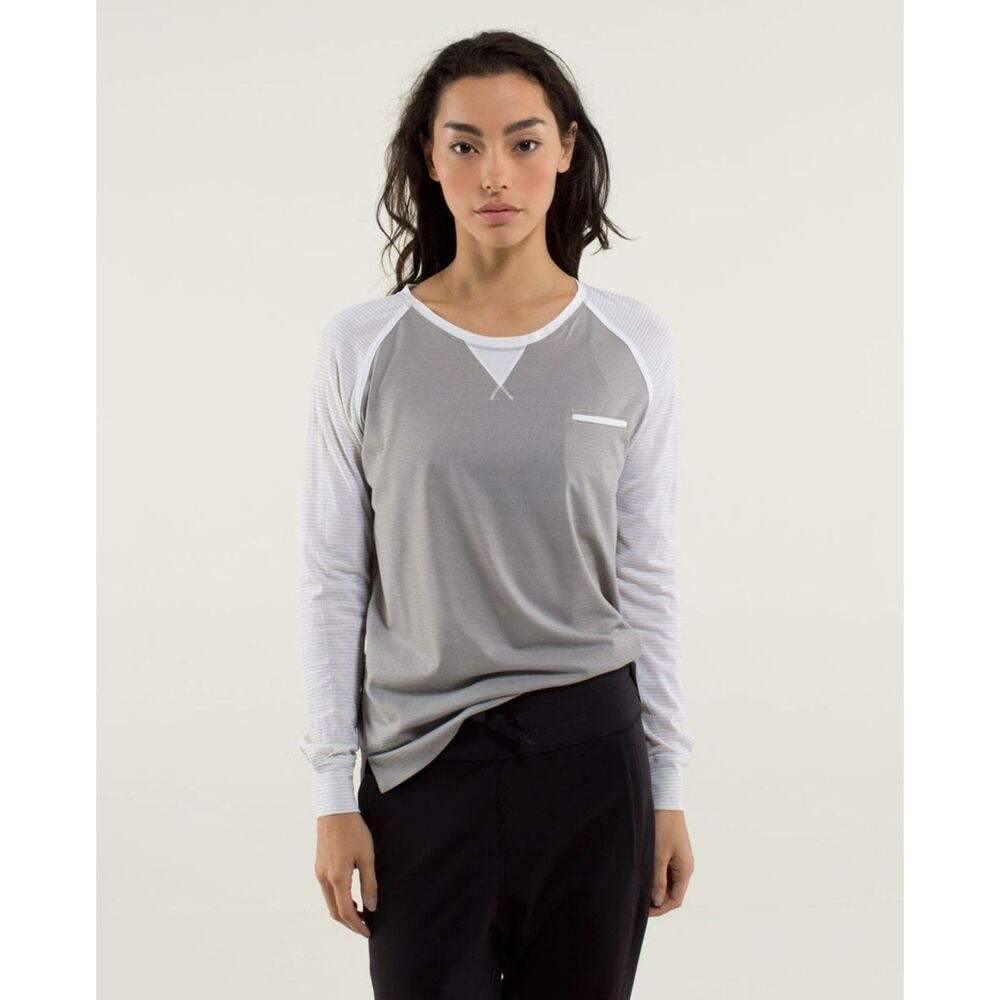 Lululemon Weightless Crew Top Gray White Athleisure Workout Gym Yoga Women sz 10